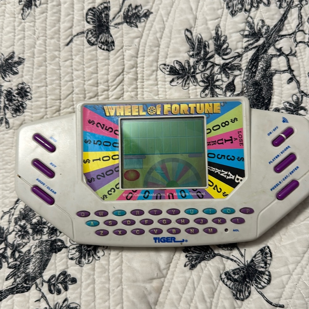 Tiger Wheel of Fortune Game 1995 Tiger Electronics
